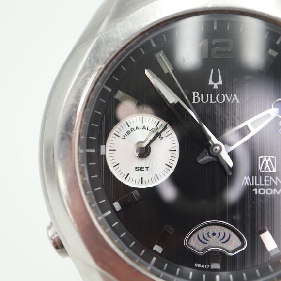 Vintage Bulova Millenia 2000s Vibra Alarm Watch 40mm Black Dial w New Battery - Picture 6 of 16